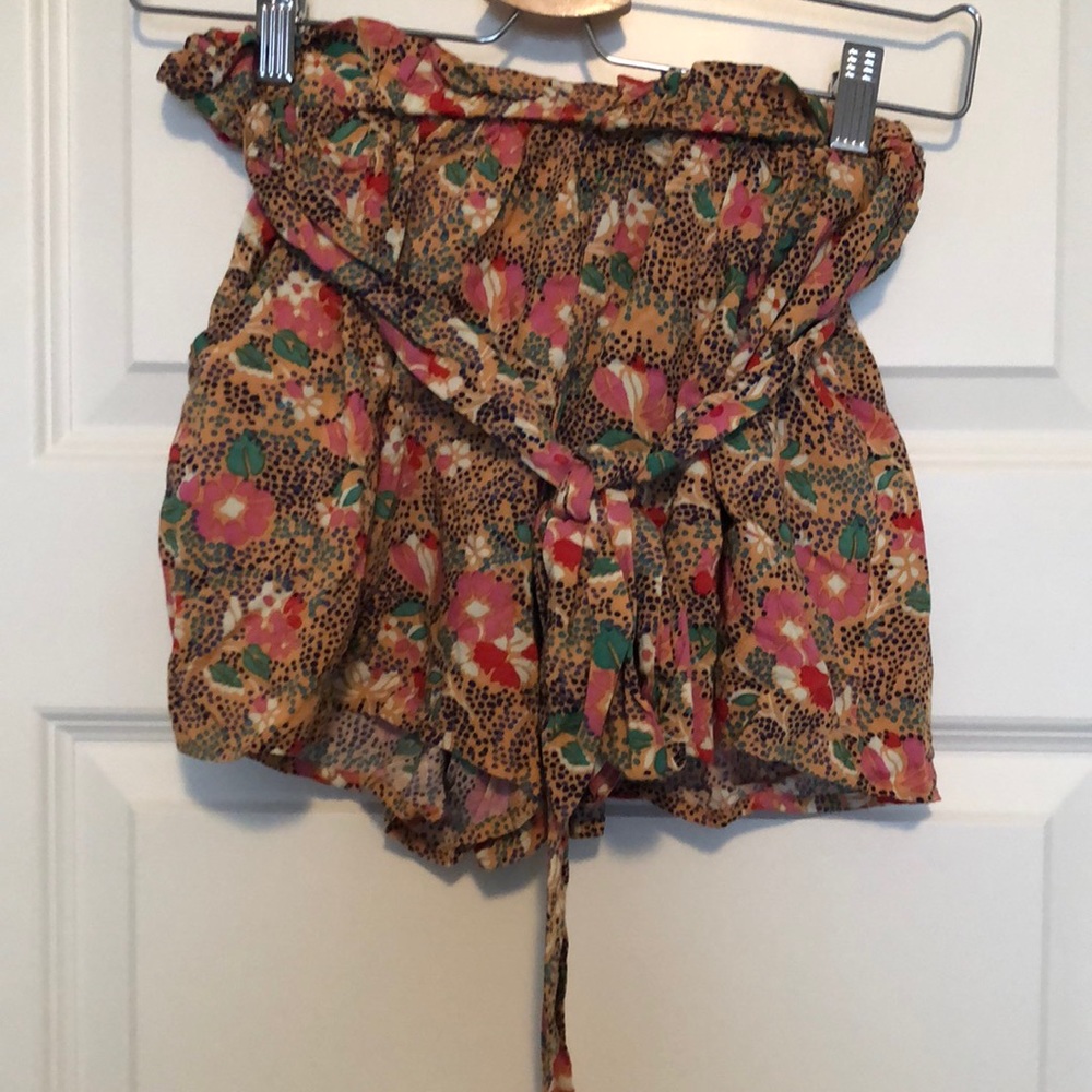 American Eagle shorts with removable tie waist